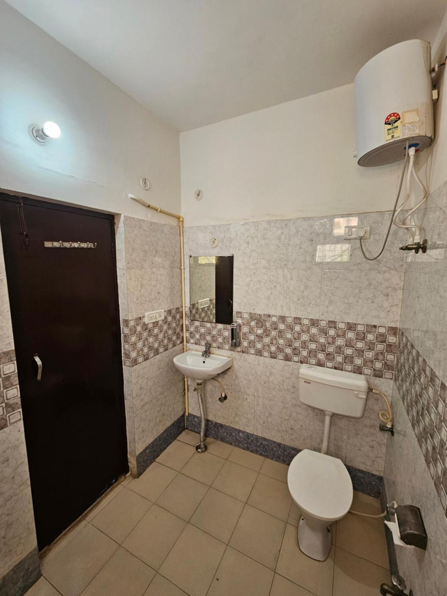Elegance Resort Vrindāvan Екстериор снимка