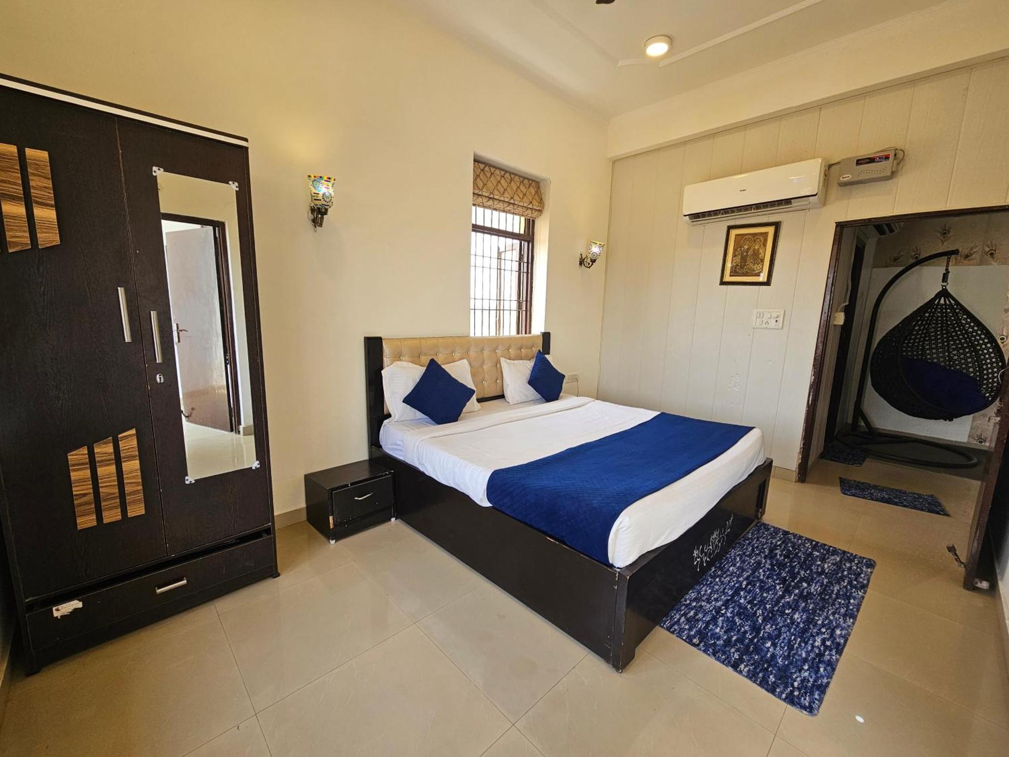 Elegance Resort Vrindāvan Екстериор снимка