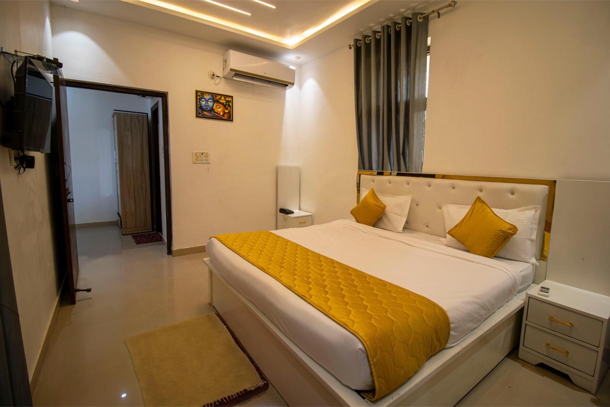 Elegance Resort Vrindāvan Екстериор снимка