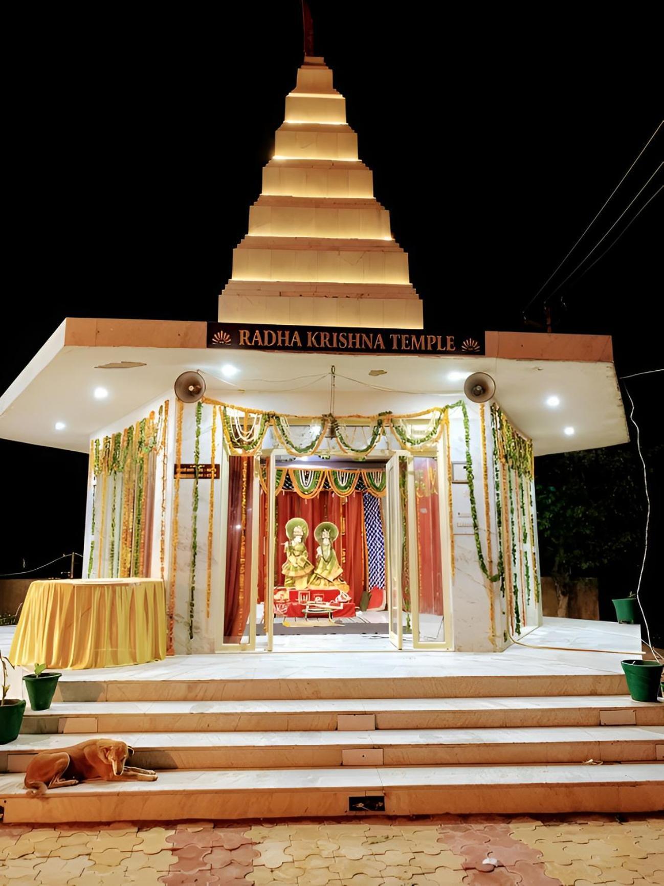 Elegance Resort Vrindāvan Екстериор снимка