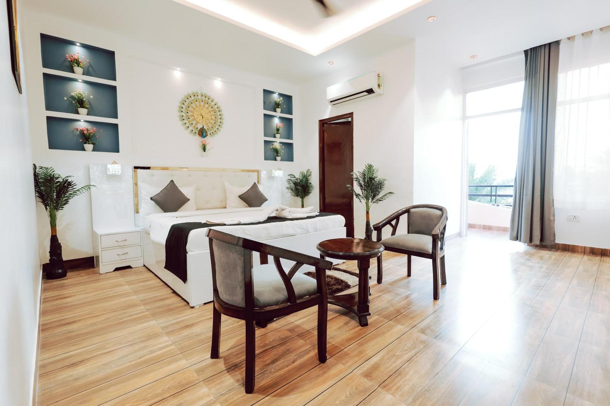 Elegance Resort Vrindāvan Екстериор снимка